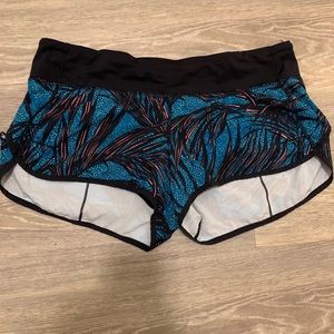 Lululemon Speed Up Short 2.5